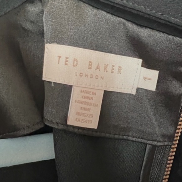 Ted Baker - Alava Embelished Collar Velvet Dress - Size 1(4 US) - Picture 5 of 11